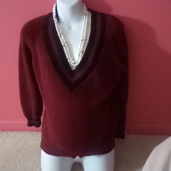Forever 21 Designer V neck sweater   $34+free scarf . - Picture 3 of 11